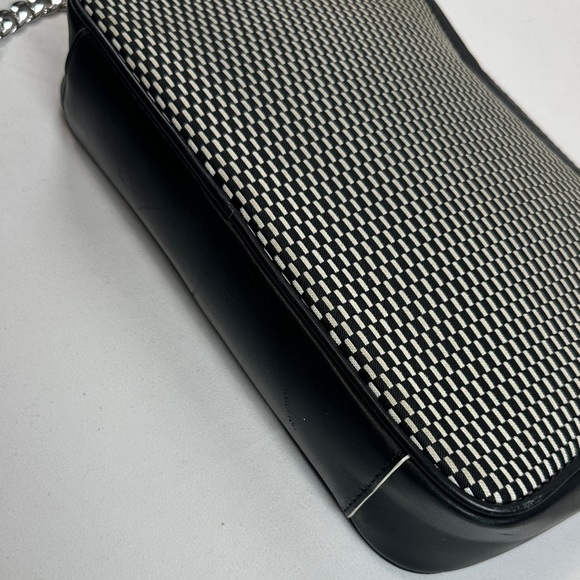 MICHAEL KORS Women's Jet Set Large Eastwest Cross Body Bag - Blk/ Off White - Picture 14 of 16